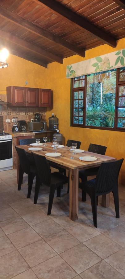 "Casa Verde" En Banos De Agua Santa Con Vista Al Volcan Tungurahua Kültér fotó