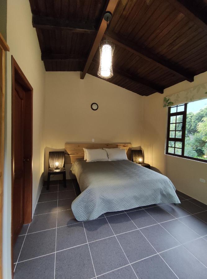 "Casa Verde" En Banos De Agua Santa Con Vista Al Volcan Tungurahua Kültér fotó