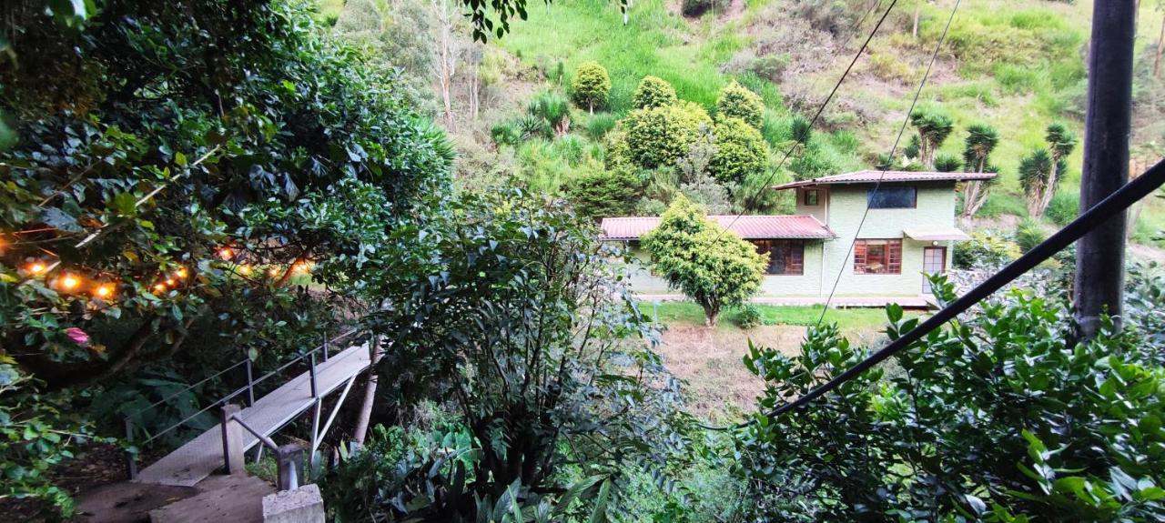 "Casa Verde" En Banos De Agua Santa Con Vista Al Volcan Tungurahua Kültér fotó